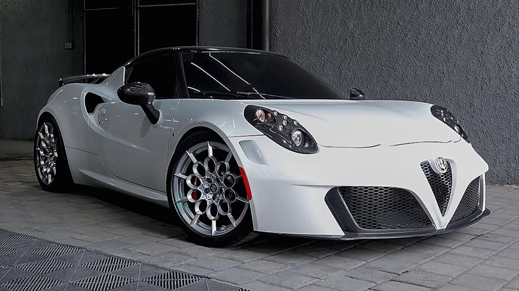 ALFA-ROMEO-4C-FORGED-WHEELS-LLAGOS-33-TRIBUTO-ERREERRE-POGEA-CENTURION